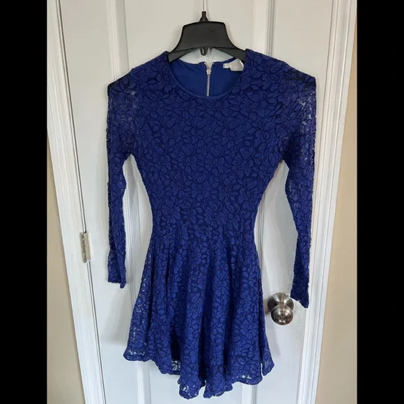 H&M blue lace dress